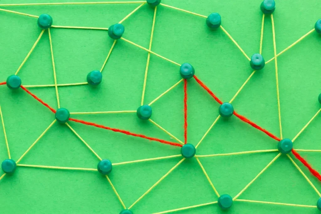 Imagem de um mapa com pontos conectados por linhas, simbolizando estratégias de backlinks para melhorar o SEO e classificação de sites.